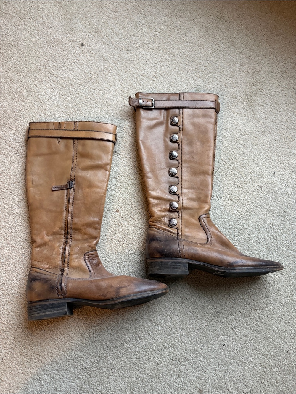 Arturo Chiang Tan Brown Leather Button-Trim Knee Boots